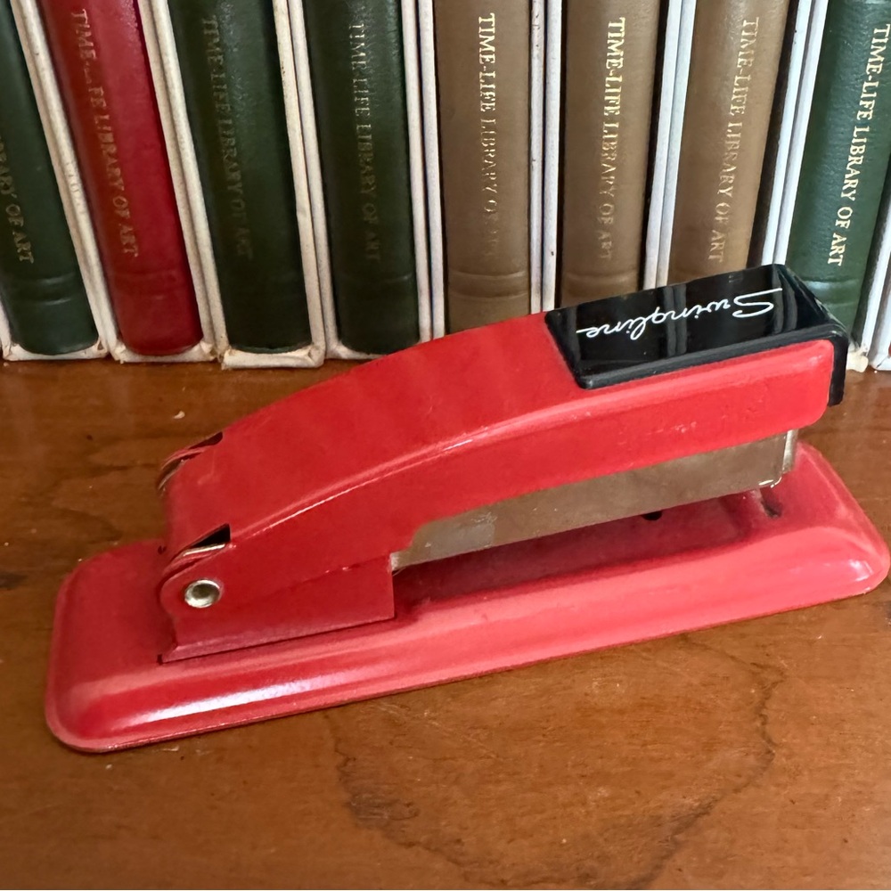 Swingline vintage Red Stapler